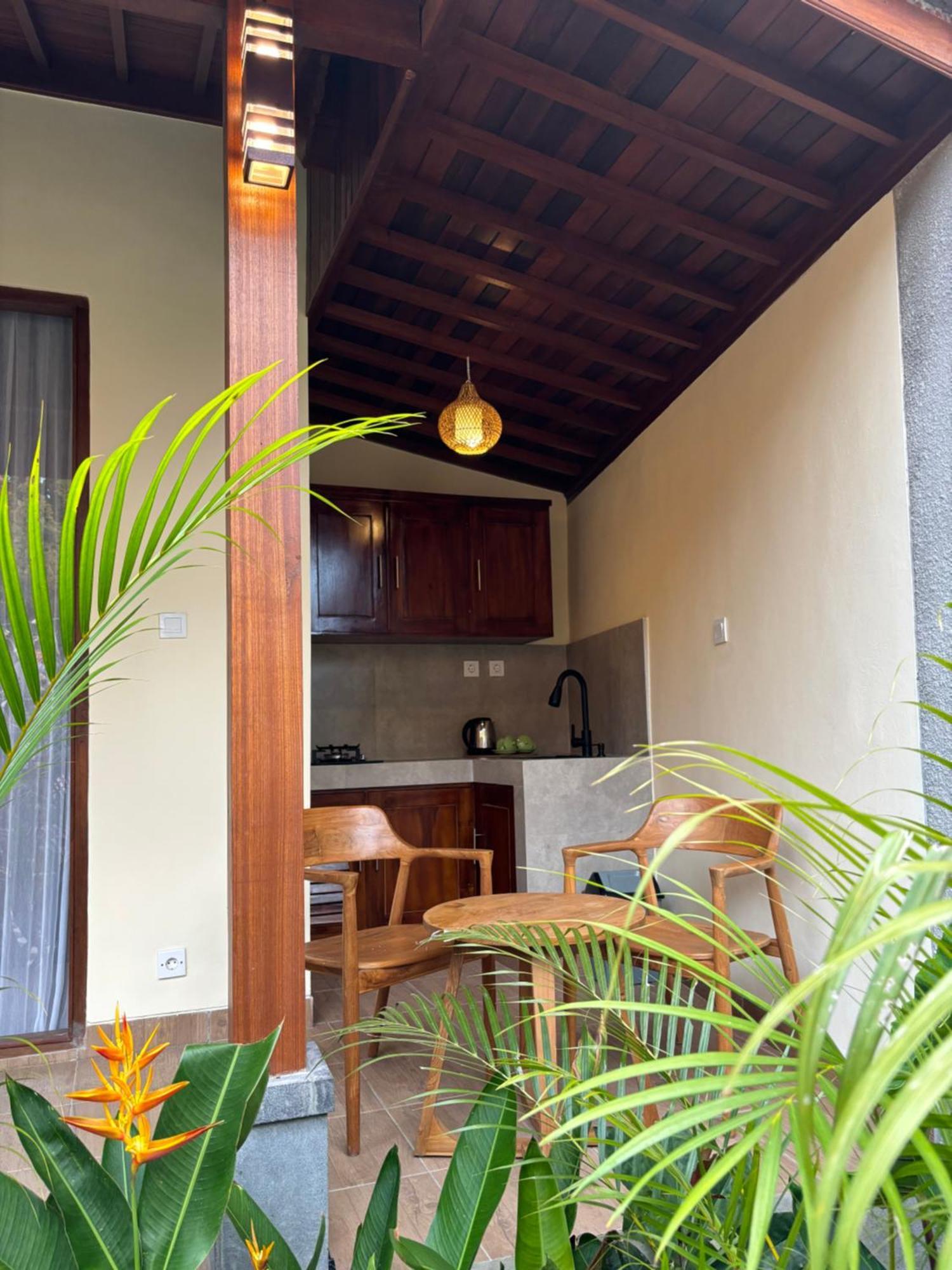 Cempaka Kembar Guest House Убуд Екстериор снимка