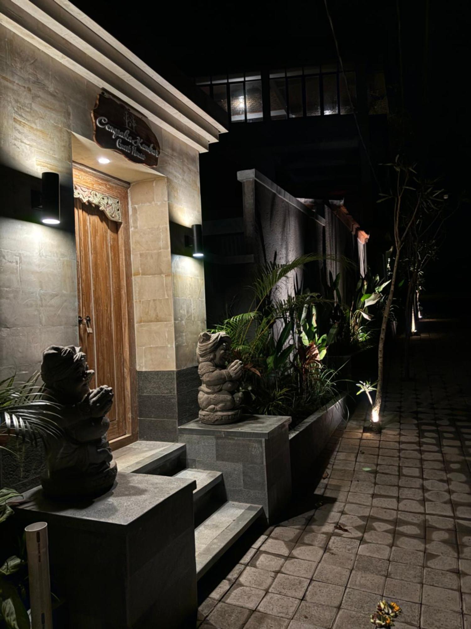 Cempaka Kembar Guest House Убуд Екстериор снимка