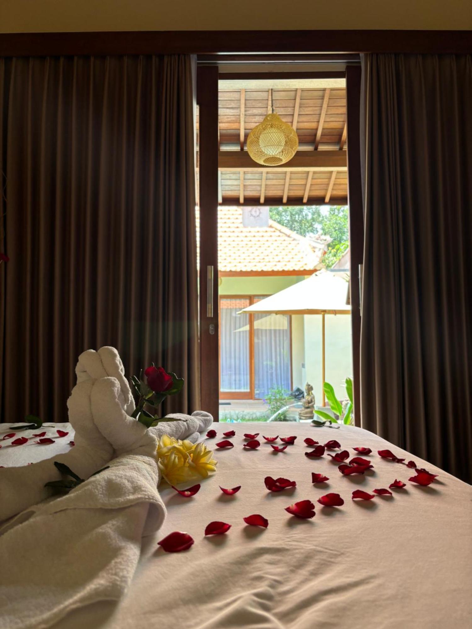 Cempaka Kembar Guest House Убуд Екстериор снимка